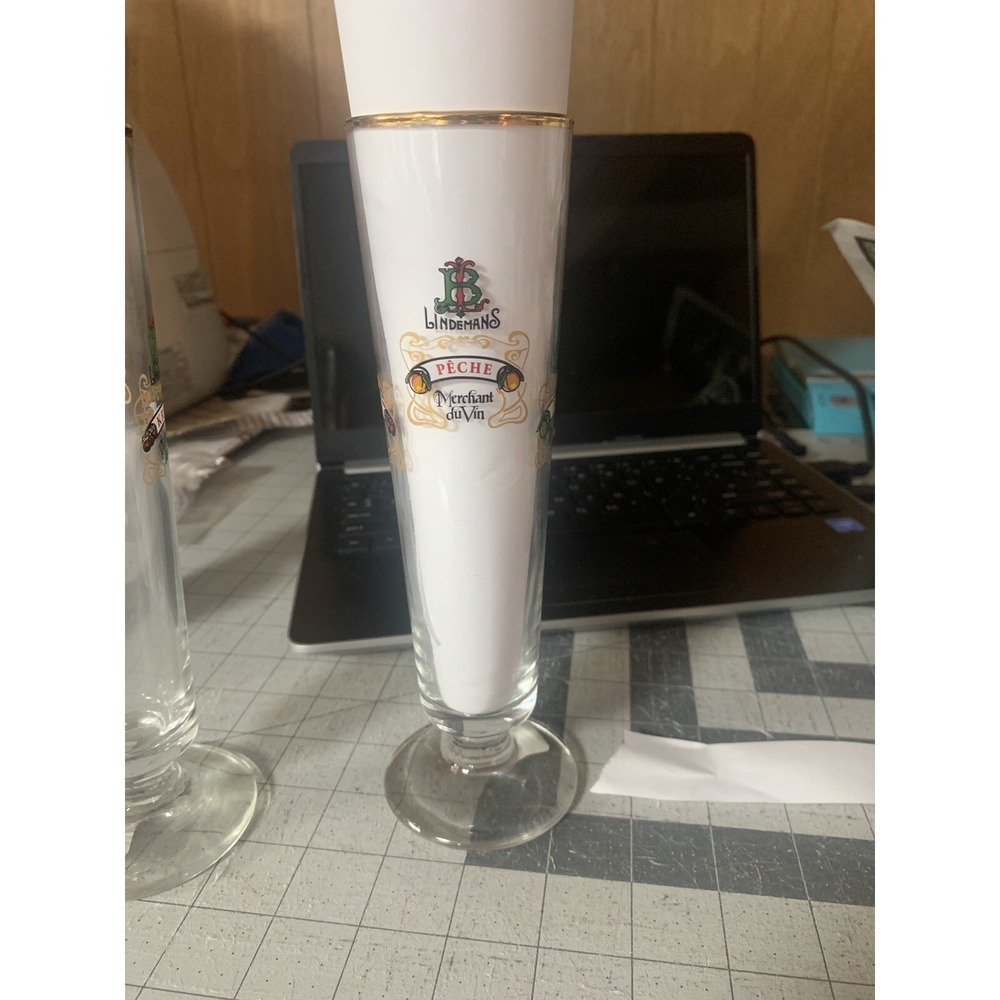 LINDEMANS Merchant du Vin Beer Glass : Used